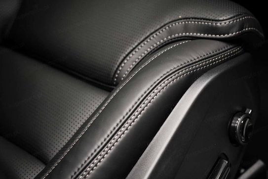 Volvo XC60 B5 AWD Ultra Black Edition