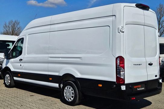 Ford Transit L4H3