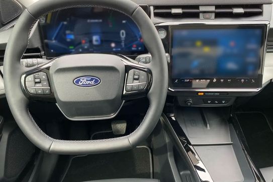 Ford Puma Premium 43.6 kWh