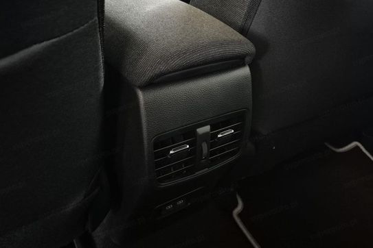 Toyota Corolla Style 1.8 Hybrid