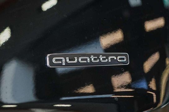 Audi Q7 TDI quattro S Line