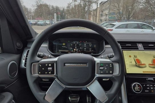 Land Rover Discovery P300 Dynamic SE