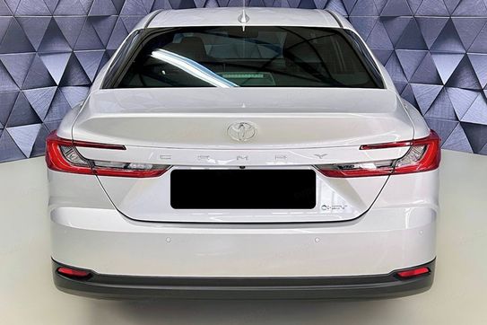 Toyota Camry Executive 2.5 Hybrid Dynamic Force