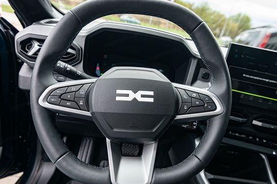 Dacia Bigster Journey 1.8 Full Hybrid