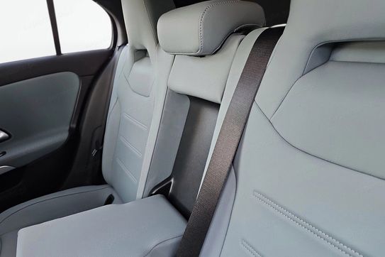 Mercedes Klasa A 250 e AMG Line