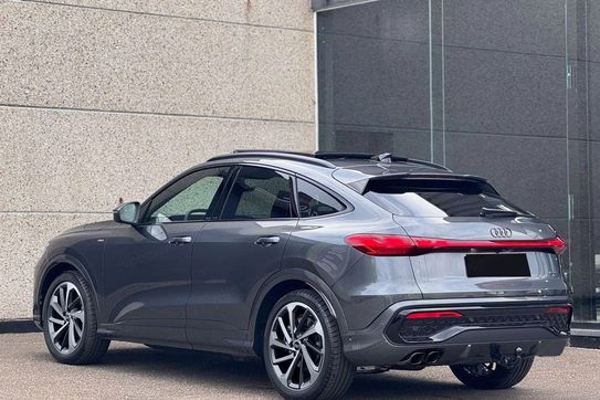 Audi Q5 TDI quattro S line Sportback