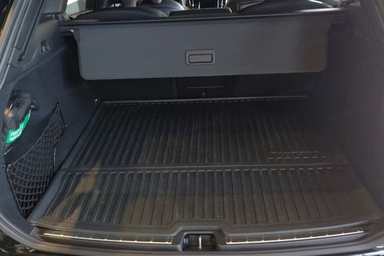 Volvo XC60 T8 Plug-In Hybrid AWD Ultra Black Edition aut