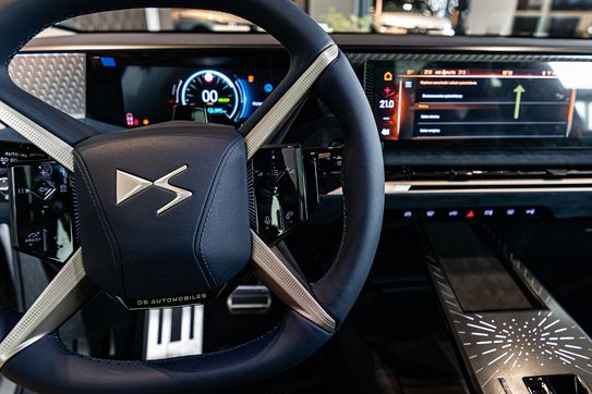 DS N°8 Jules Verne Long Range AWD 97.2kWh
