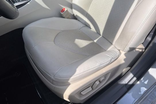 Toyota Camry Executive 2.5 Hybrid