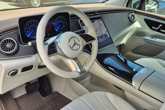 Mercedes EQE 350.4MATIC