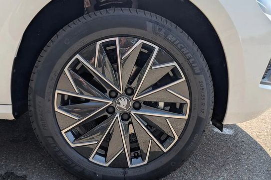 Skoda Kamiq Edition 130 1.5 TSI DSG