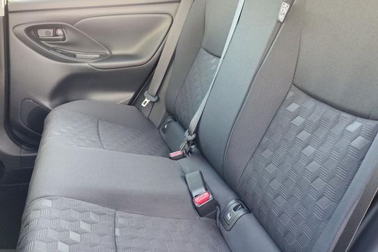 Toyota Yaris Comfort 1.5 Hybrid