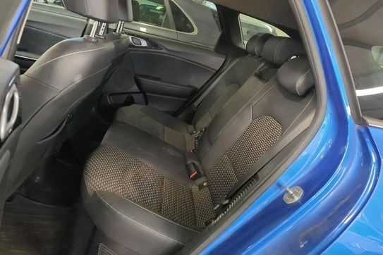 Kia Ceed Gdi Phev l Business Line Dct