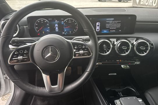 Mercedes CLA 200