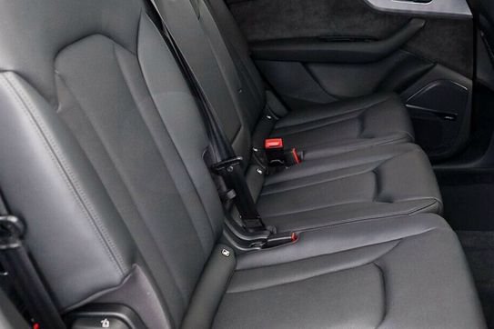 Audi Q7 50 TDI quattro S Line