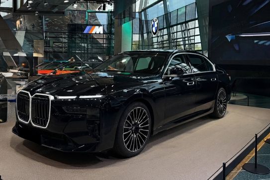 BMW Seria 7 740 xDrive