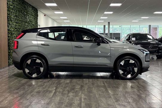 Volvo EX30 Single Motor Extended Range Plus