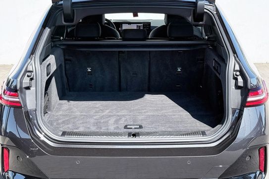 BMW Seria 5 520d xDrive mHEV  aut
