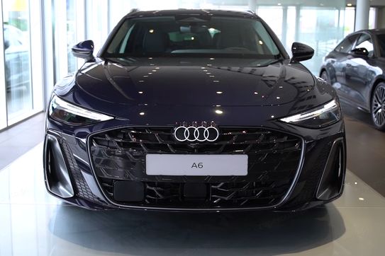 Audi A6 TDI quattro Avant