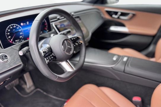Mercedes Klasa E 220 d 4MATIC AMG Line