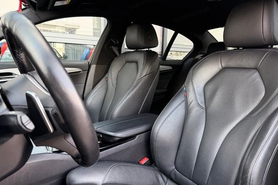 BMW Seria 5 530d xDrive M Sport