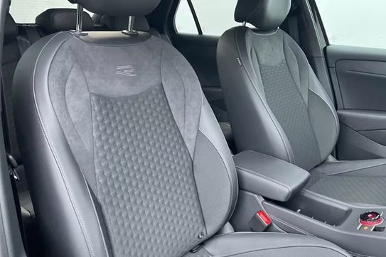 Volkswagen T-Roc R-Line 1.5 eTSI DSG