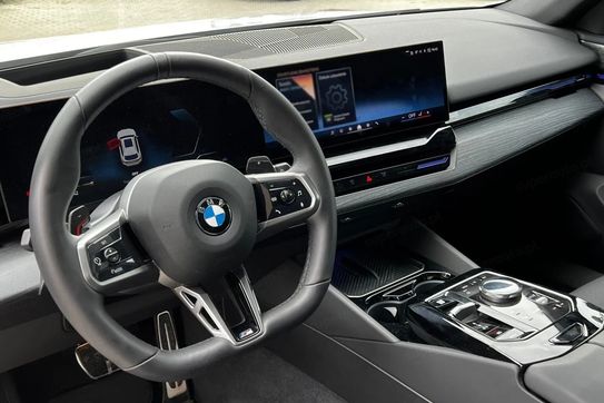 BMW Seria 5 Touring 540d xDrive M Sport