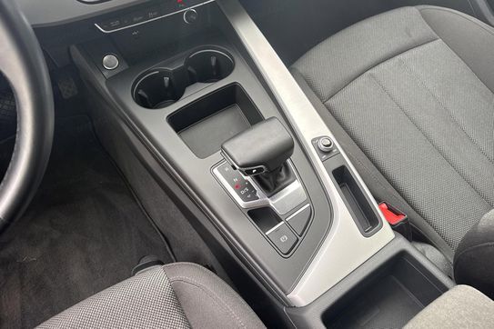 Audi A4 40 TFSI S tronic