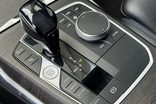 BMW Seria 3 Touring 318d Sport Line