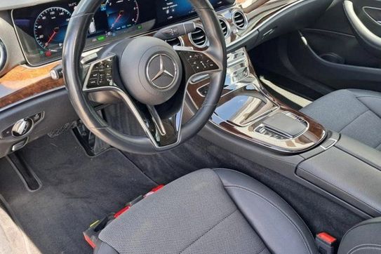 Mercedes Klasa E Kombi 220 d Avantgarde