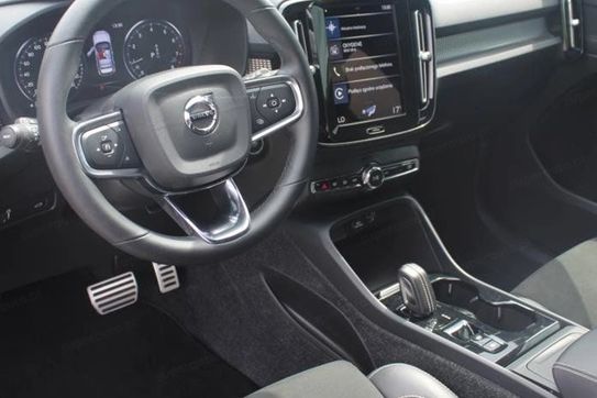Volvo XC40 T3 R-Design