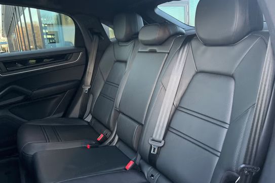 Porsche Cayenne Coupe S E-Hybrid Black Edition