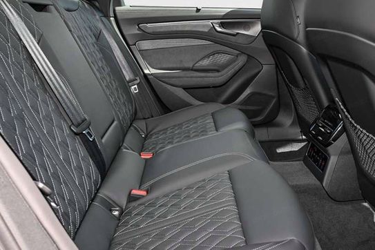 Audi A6 TFSI quattro Avant