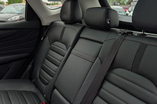 MG HS 1.5 T-GDI  DCT