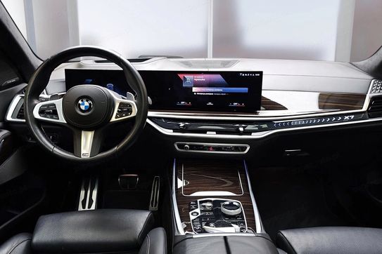 BMW X7 xDrive40d mHEV sport-aut