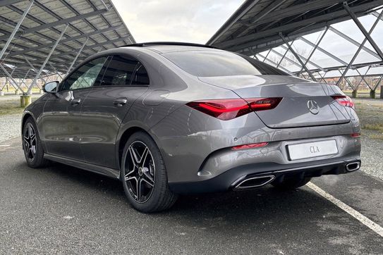 Mercedes CLA 200 AMG Line