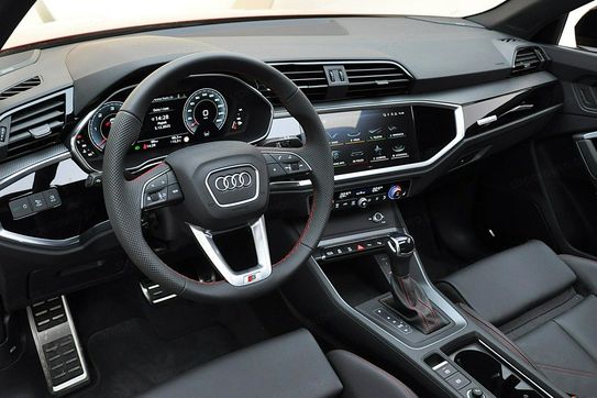 Audi Q3 40 TDI quattro S Line