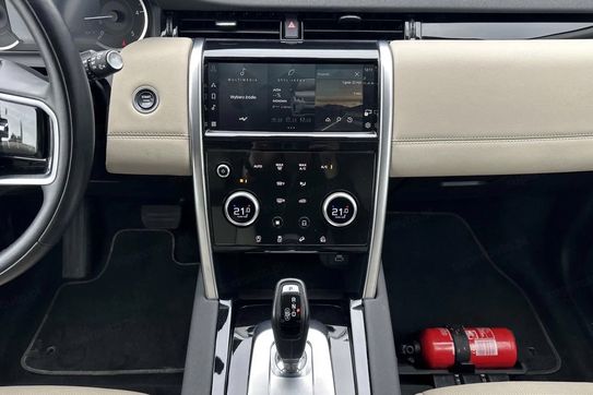 Land Rover Discovery Sport D200 Dynamic SE