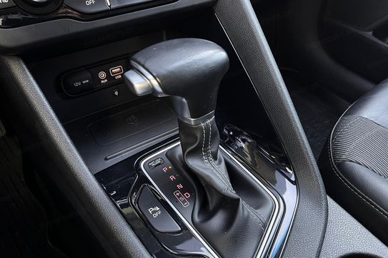 Kia Niro 1.6 GDI Hybrid L