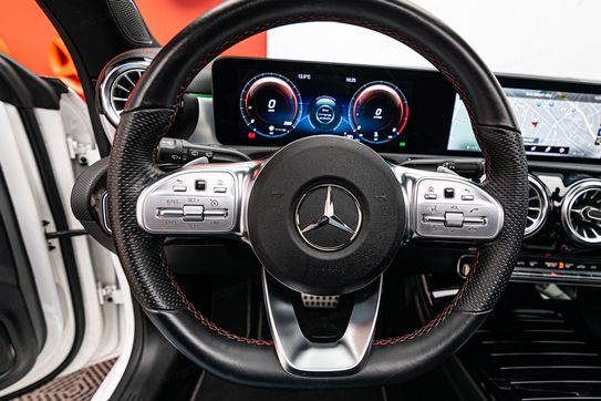 Mercedes CLA 250 4-Matic AMG Line