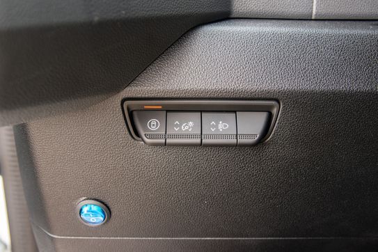 Renault Master L3 Kontener 8EP + Winda