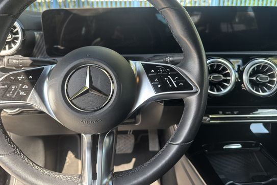 Mercedes CLA 180 7G-DCT
