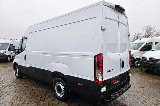 Iveco Daily 35S18 L3H2 Hi-Matic