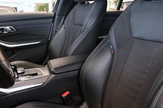 BMW Seria 3 318i M Sport aut