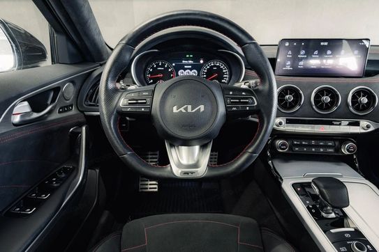 Kia Stinger 3.3 t-Gdi V6 Gt Awd