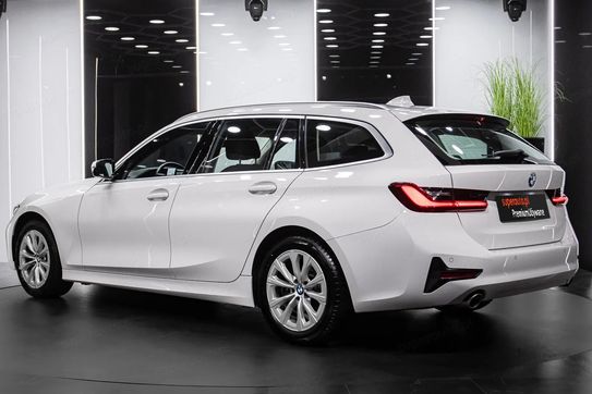 BMW Seria 3 Touring 318i