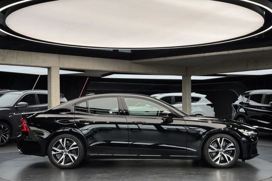 Volvo S60 B5 B R-Design
