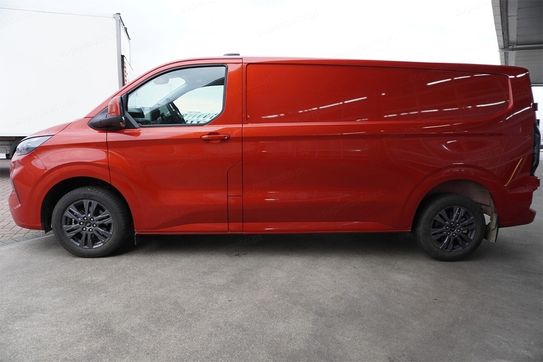 Ford Transit Custom 320 L2H1 Limited