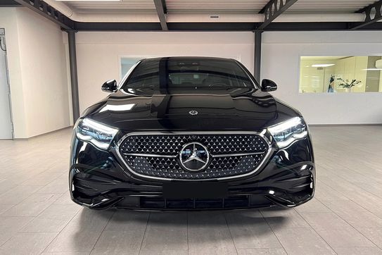 Mercedes Klasa E 200 4-Matic AMG