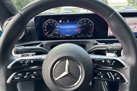 Mercedes CLA 180 AMG Line